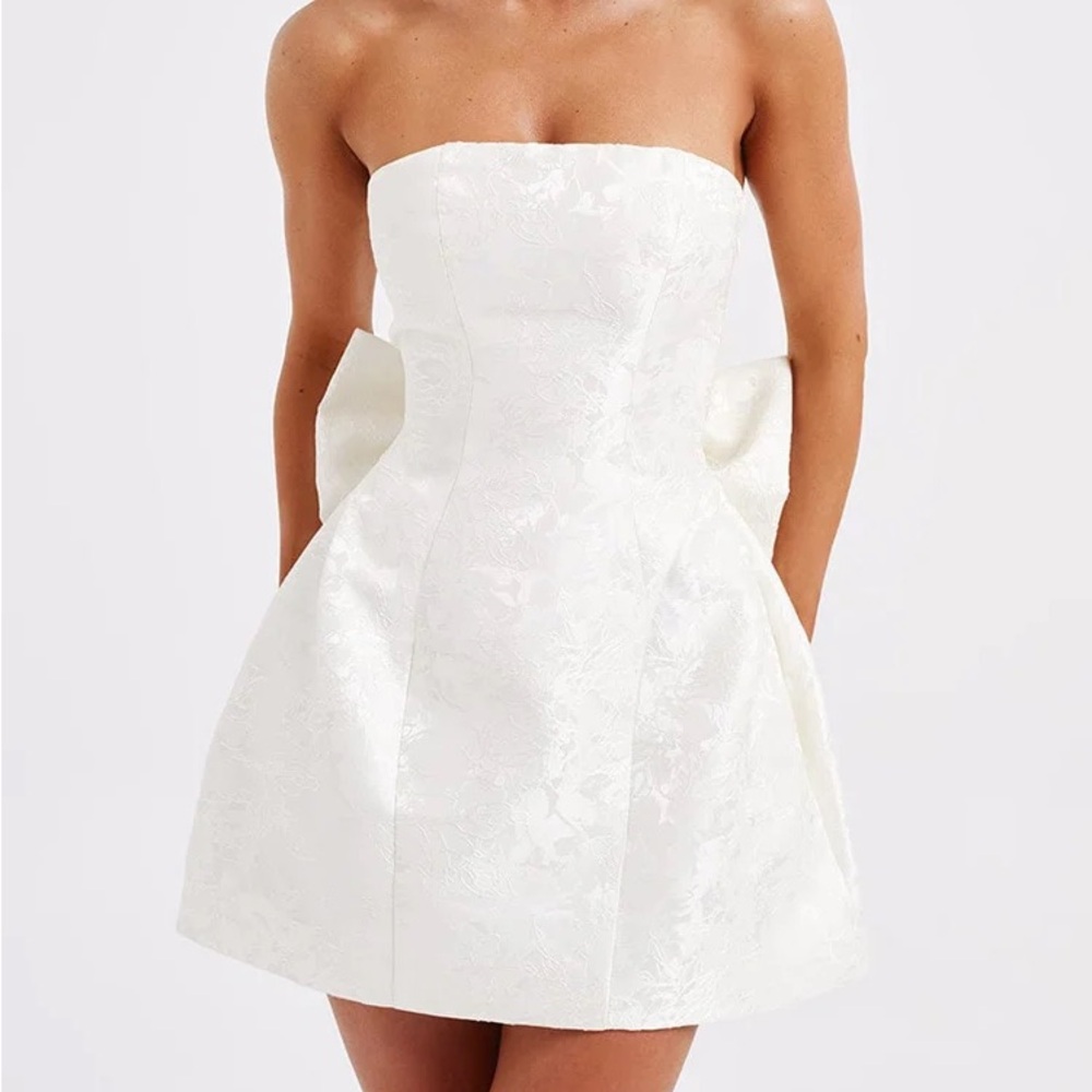 Jacquard Strapless Knot A-line Mini Dress